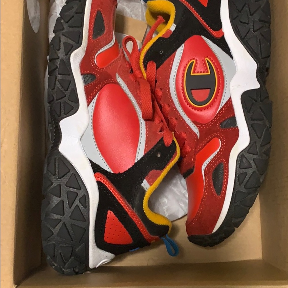 Size 4.5 boys champion shoes